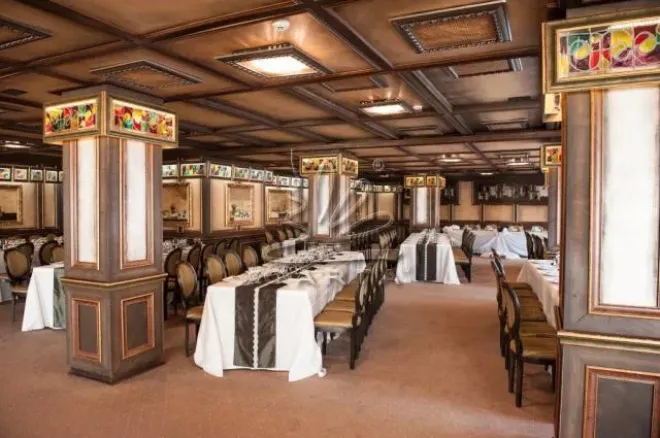 Restaurantul CARUL DIN STELE