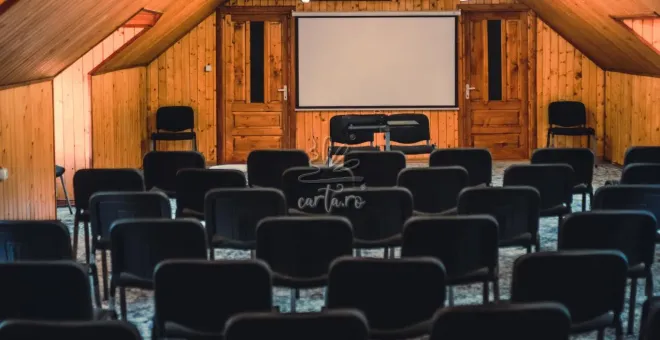 Sala de Conferințe SURU HOTEL