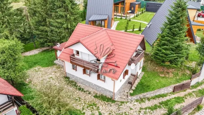 RUSTIC HOUSE