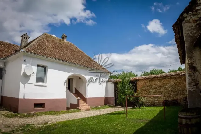 Casa DIN BĂRCUȚ