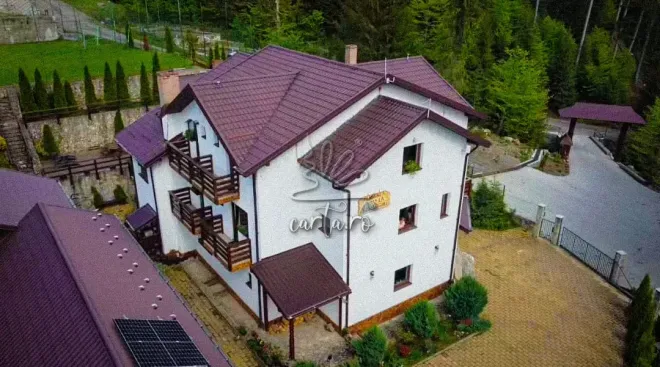 Pensiunea LA STEAGURI GIUMALĂU - RARĂU