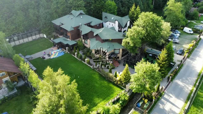 Restaurantul HILLDEN BOUTIQUE LODGE & RESTAURANT